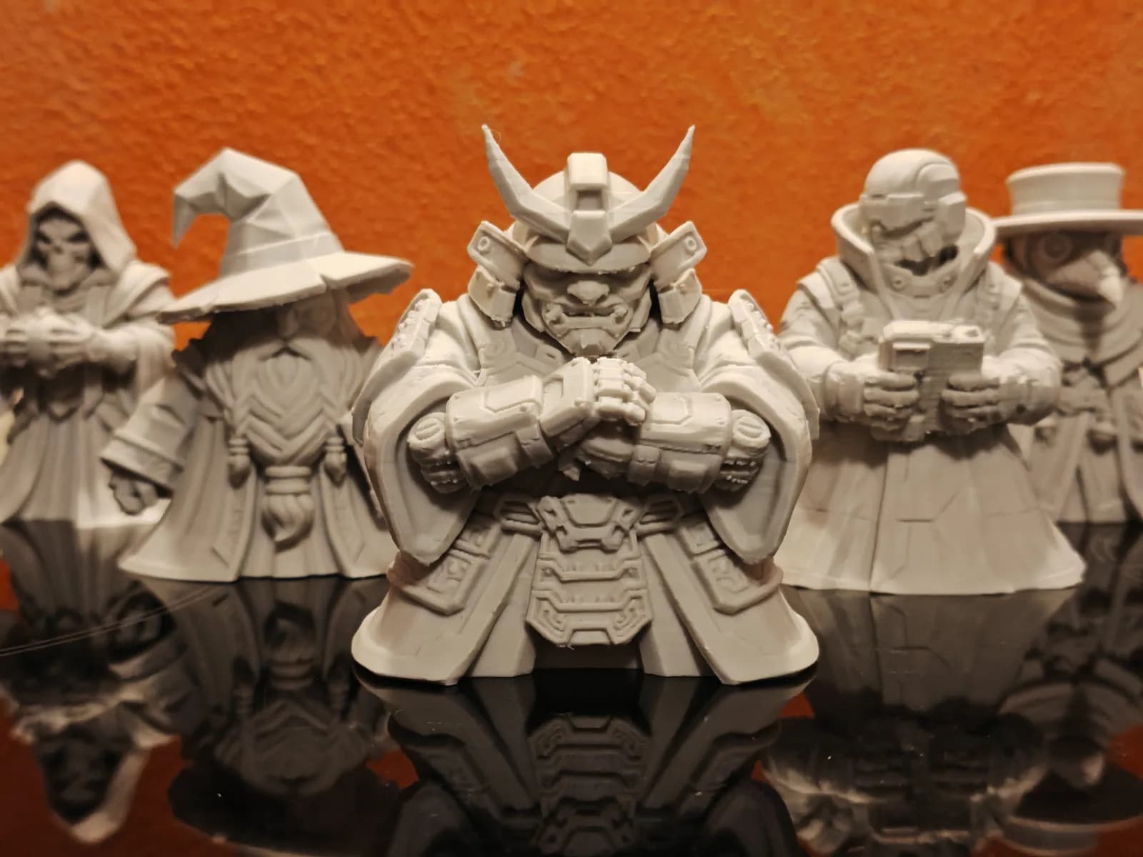 Estatueta Samurai Oni de Armadura 7,5 cm Impressão 3D