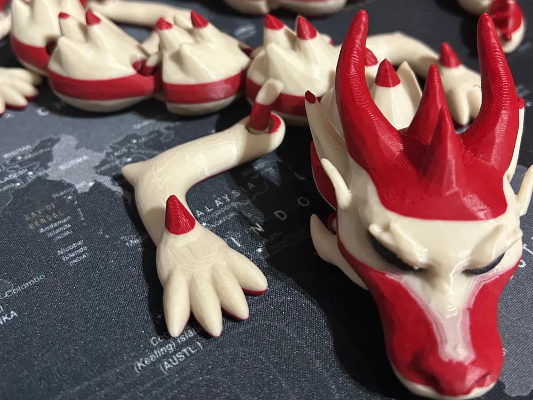 Dragão Filhote Articulado 65 cm Impressão 3D