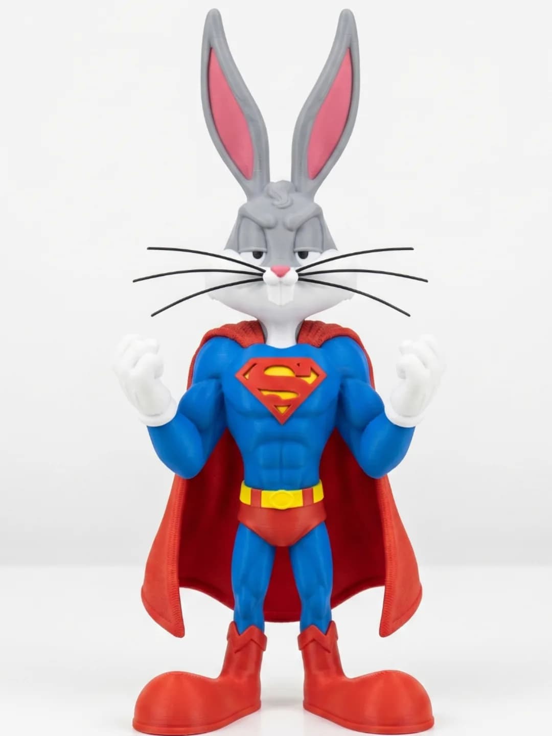 Estatueta Coelho Super-Herói de Capa 42,5 cm Impressão 3D