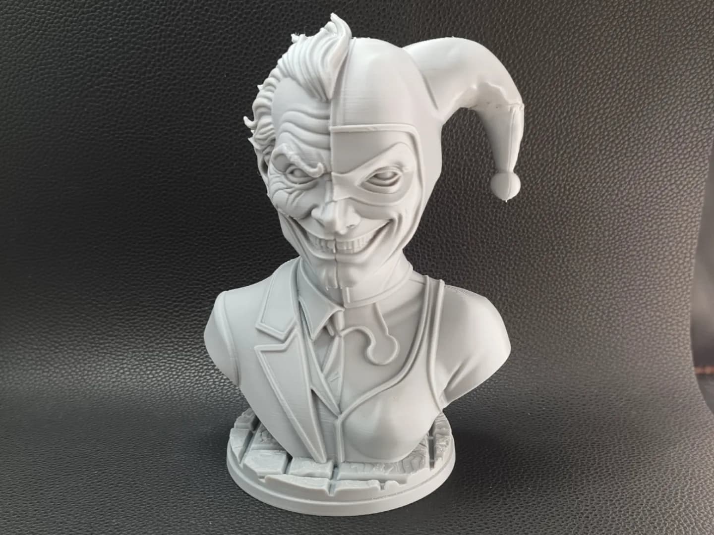 Busto Palhaço e Arlequina Duas Faces Impressão 3D