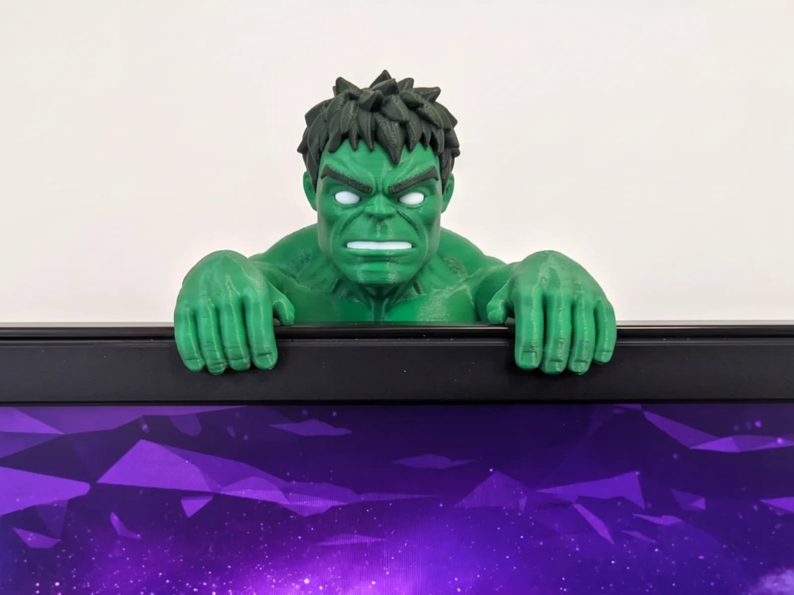 Enfeite de Monitor Gigante Verde Impressão 3D