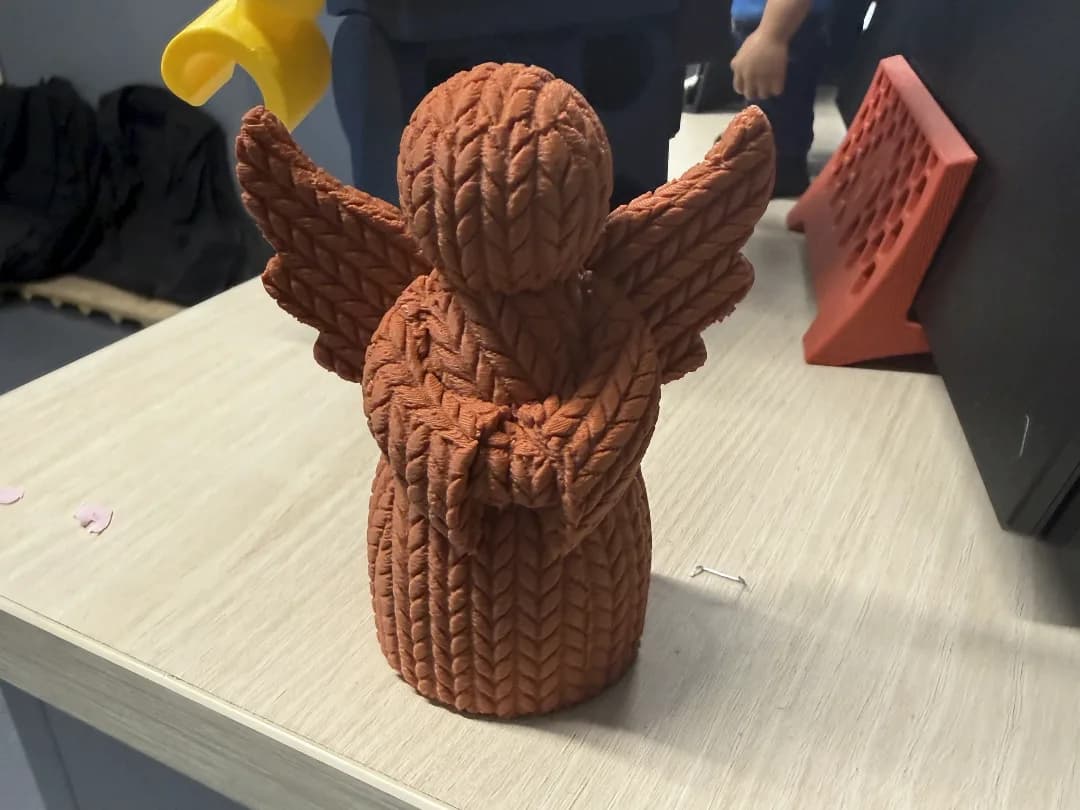 Anjinho Decorativo Efeito Tricô Impressão 3D