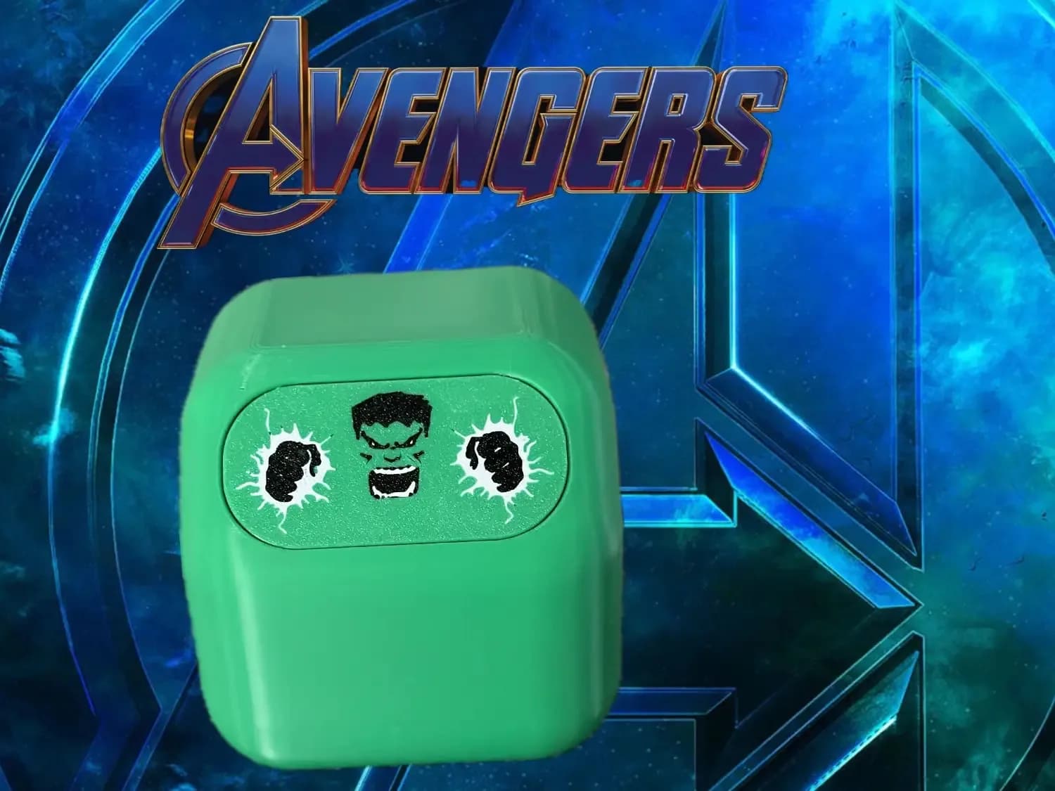 Lixeira Hulk com Tampa Vai e Vem Impressão 3D