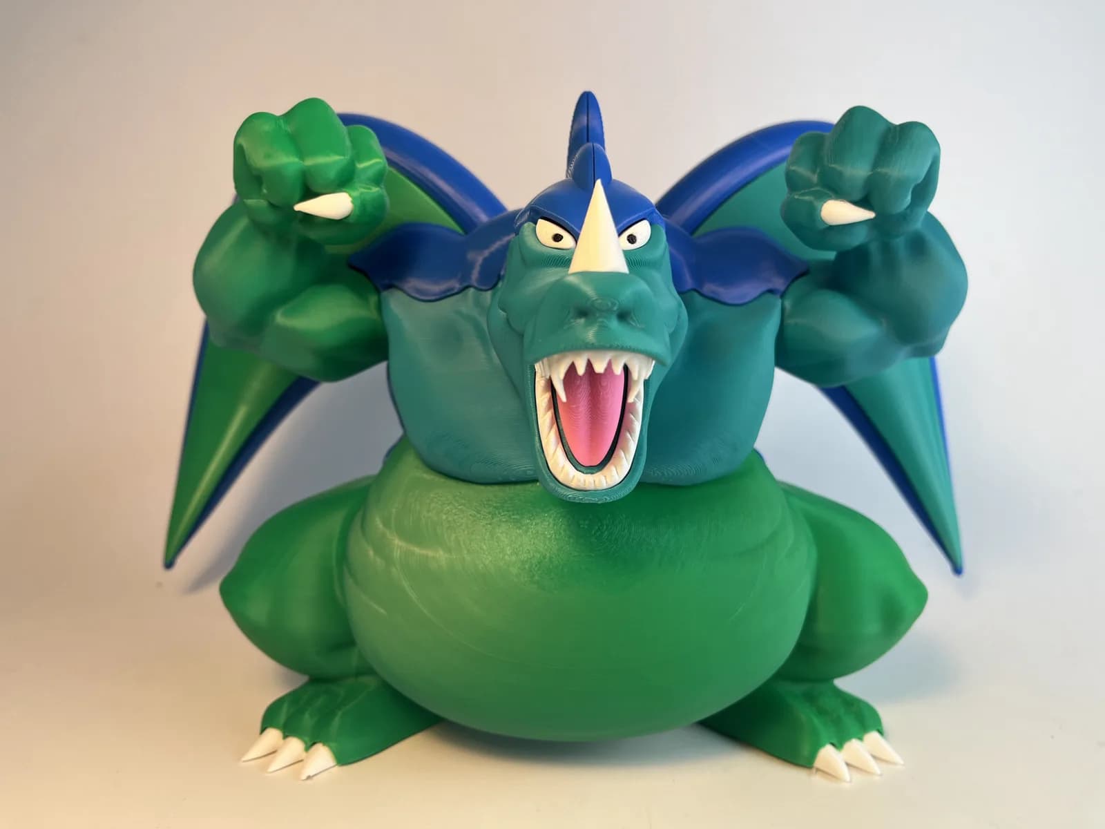 Estatueta Giran Monstro Dragão Lutador Impressão 3D
