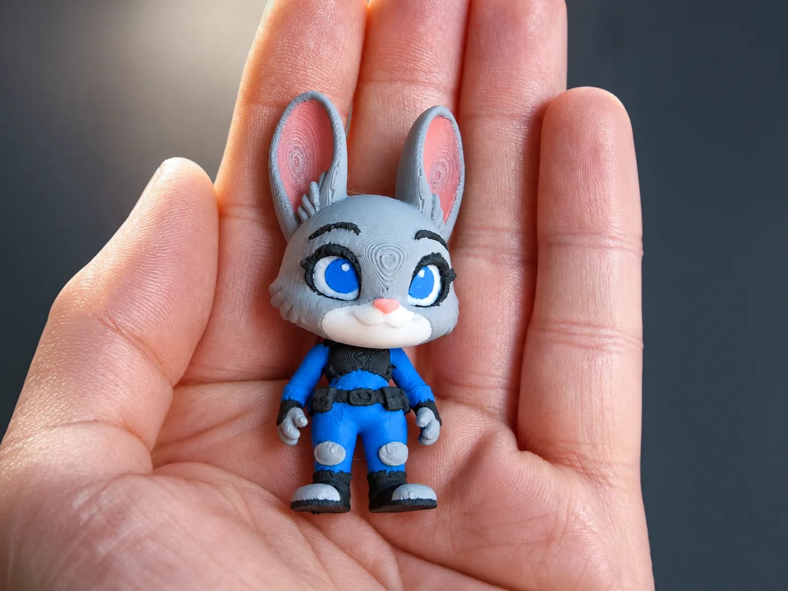 Miniatura Coelha Policial Articulada Impressão 3D