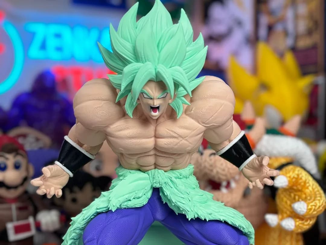 Boneco Broly Dragon Ball Lendário