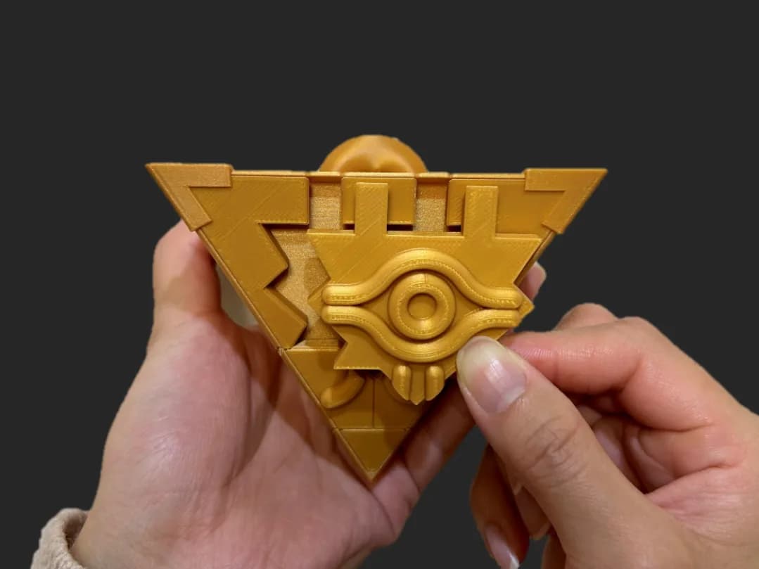 Pirâmide Dourada Olho Decorativa Impressão 3D